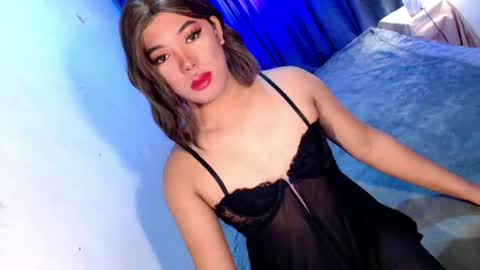 Snapshot of olivia_the_temptress27 chatting on 07/14/26, 02:05 Miss OLIVIA online show from 07/14/26, 02:05