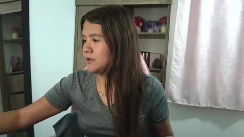 Olivia online show from 09/15/25, 12:05