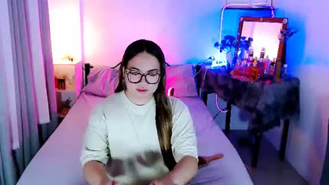 olivia_xxo online show from 06/30/26, 06:14