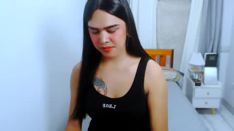 olivia_xxo online show from 07/15/26, 11:59