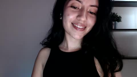 oliviaaa__ online show from 10/27/25, 09:30