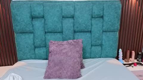 Snapshot of oliviabonnie chatting on 03/03/26, 07:09 oliviabonnie online show from 03/03/26, 07:09