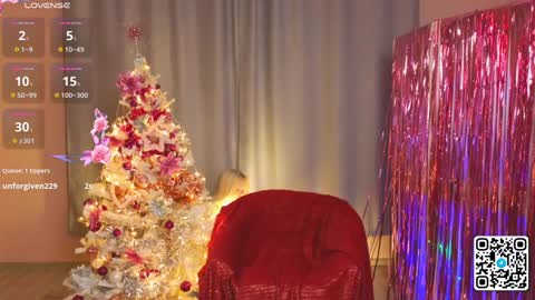 Olivia online show from 12/14/24, 02:01