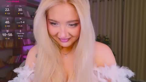 Snapshot of oliviabr0wn chatting on 07/08/26, 10:20 Olivia online show from 07/08/26, 10:20