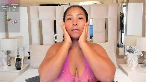 Snapshot of oliviaburningmilf chatting on 05/19/26, 07:20 Olivia Burning online show from 05/19/26, 07:20