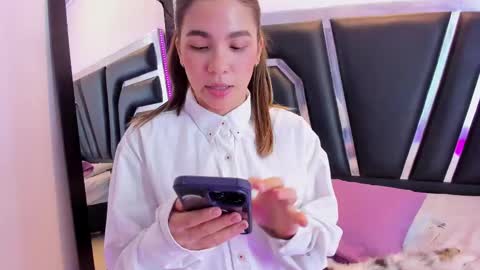 OLIV online show from 02/28/25, 09:12