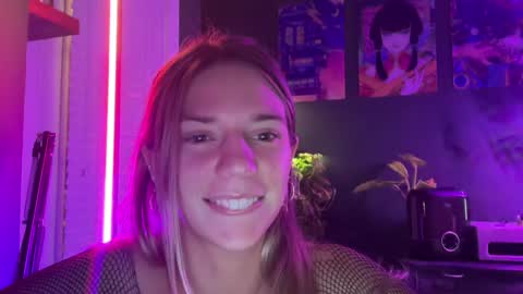 Olivia online show from 12/19/24, 04:45