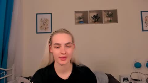 oliviaBeauty online show from 04/16/26, 06:19