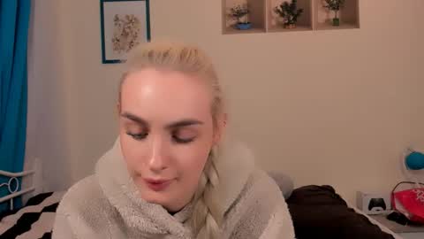 oliviaBeauty online show from 04/19/26, 06:21