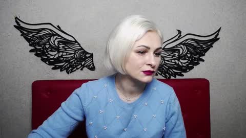 OliviaHorst online show from 02/08/25, 06:12