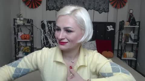 OliviaHorst online show from 11/01/25, 06:21