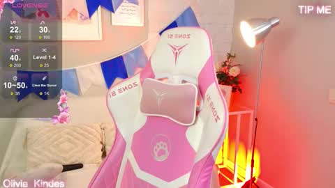 Olivia online show from 09/22/25, 05:37