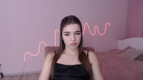 Snapshot of olivialimm chatting on 12/23/24, 07:52 Olivia online show from 12/23/24, 07:52