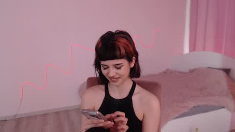 Snapshot of olivialimm chatting on 01/09/25, 11:36 Olivia online show from 01/09/25, 11:36