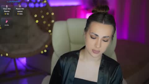 Olivia online show from 03/11/26, 03:29