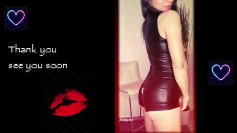 Olivia online show from 09/30/25, 10:15