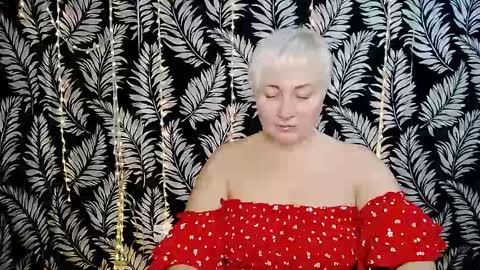 Kelly online show from 12/21/25, 01:29