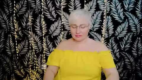 Kelly online show from 04/17/26, 11:24