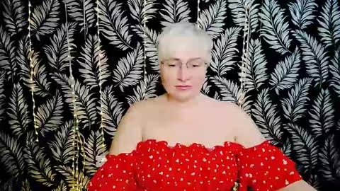Kelly online show from 05/04/26, 10:22