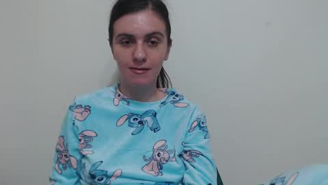 Snapshot of oliviasager chatting on 01/02/25, 01:17 Mistress Olivia online show from 01/02/25, 01:17