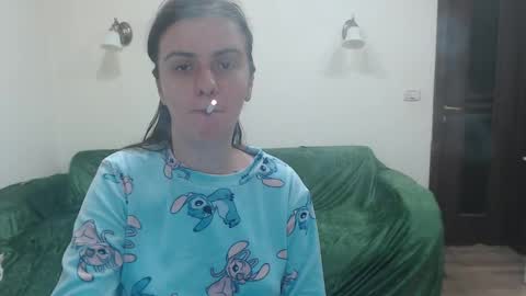 Snapshot of oliviasager chatting on 01/24/25, 04:37 Mistress Olivia online show from 01/24/25, 04:37