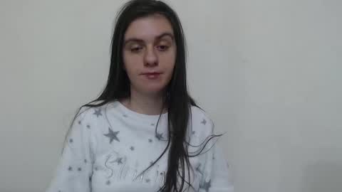 Snapshot of oliviasager chatting on 02/12/25, 01:41 Mistress Olivia online show from 02/12/25, 01:41