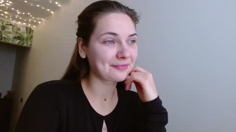 Olivia online show from 12/15/24, 06:18