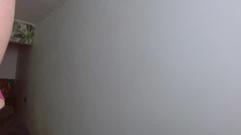 Olivia online show from 03/05/25, 05:40