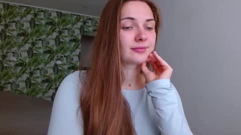 Olivia online show from 10/09/25, 04:43