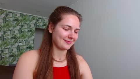 Snapshot of oliviashiny chatting on 06/24/26, 04:22 Olivia online show from 06/24/26, 04:22