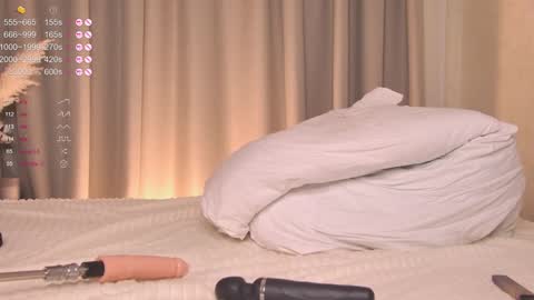 Olivia online show from 01/08/25, 02:14