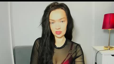 OliviaWomen online show from 02/04/26, 07:25