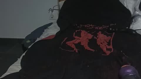 olivier_21 online show from 05/04/26, 07:32