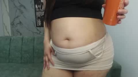 Olivia online show from 07/24/26, 12:47