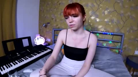 Angelina Lina online show from 11/26/25, 08:32