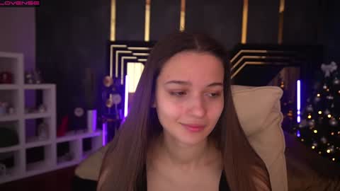 Olivia online show from 01/11/25, 07:17