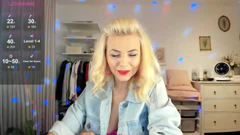 ollalla7 online show from 11/08/25, 06:51