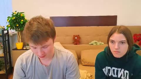 Snapshot of ollistiw chatting on 02/08/26, 08:07 Olli and Stiw online show from 02/08/26, 08:07