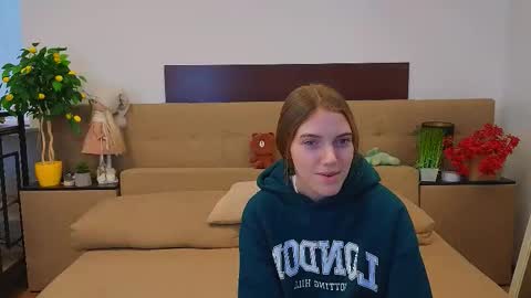 Snapshot of ollistiw chatting on 02/12/26, 08:31 Olli and Stiw online show from 02/12/26, 08:31