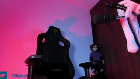     online show from 12/23/24, 08:33