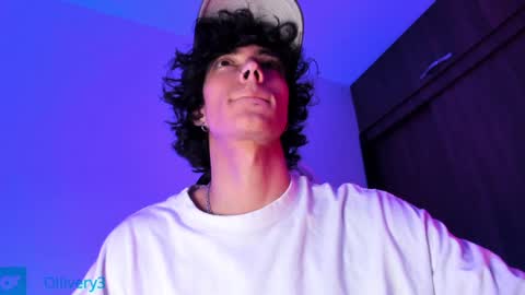     online show from 01/25/25, 05:40