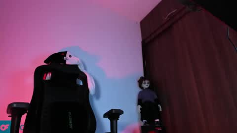     online show from 02/16/25, 06:54