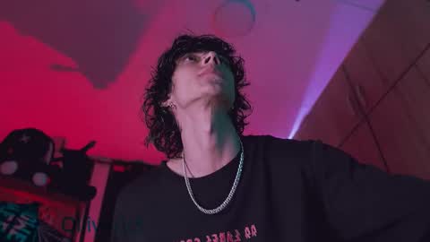     online show from 09/26/25, 04:05