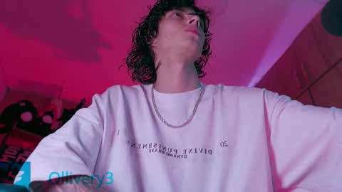     online show from 10/20/25, 02:12