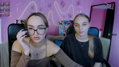 Snapshot of ollivia_dream chatting on 05/13/26, 06:00 Ollivia online show from 05/13/26, 06:00