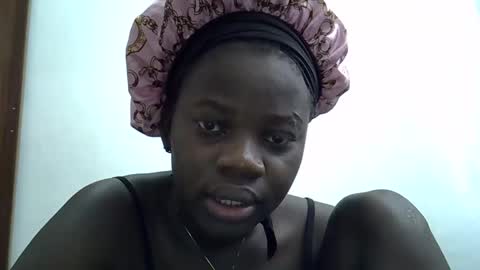 ollleina online show from 02/02/26, 08:24