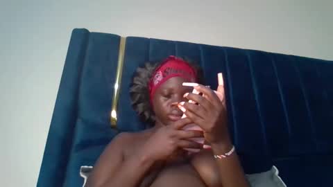 ollleina online show from 04/05/26, 06:54