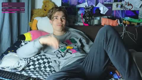 Tony online show from 02/02/25, 08:30