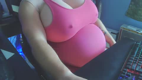 Snapshot of olorlando321 chatting on 06/29/26, 01:33 Dani Pregna online show from 06/29/26, 01:33