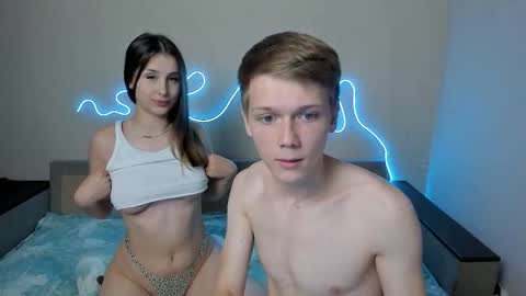 Oliver and Mira online show from 10/04/25, 02:59